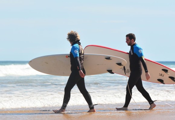 Surf en Somo la playa para surfistas por excelencia en Cantabria